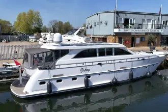 Thumbnail von Van Den Hoven 1700 Executive Gipsy