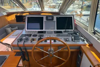 Thumbnail von Van Den Hoven 1700 Executive Gipsy
