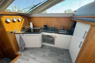 Thumbnail von Van Den Hoven 1700 Executive Gipsy