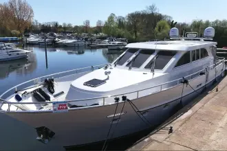 Thumbnail von Van Den Hoven 1700 Executive Gipsy