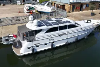 Thumbnail von Van Den Hoven 1700 Executive Gipsy