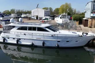 Thumbnail von Van Den Hoven 1700 Executive Gipsy