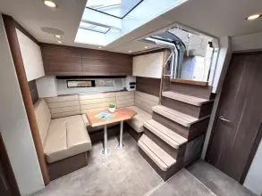 Thumbnail von Sealine S450 Ausgezeichnetes soziales Cockpit