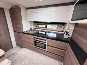 Thumbnail von Sealine S450 Ausgezeichnetes soziales Cockpit