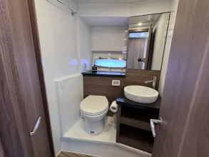 Thumbnail von Sealine S450 Ausgezeichnetes soziales Cockpit
