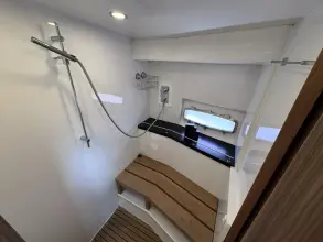 Thumbnail von Sealine S450 Ausgezeichnetes soziales Cockpit