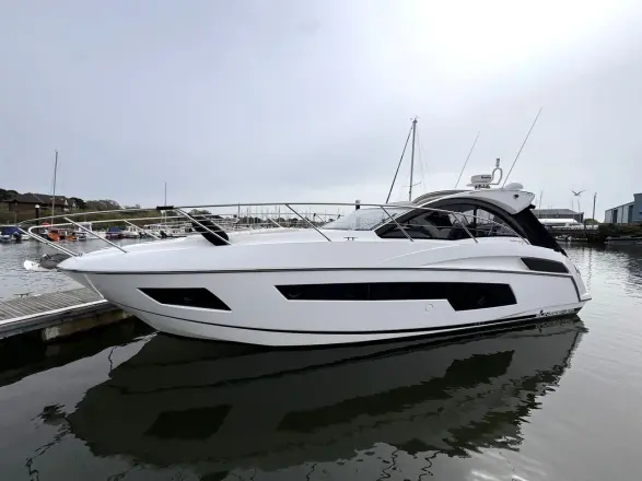 Sunseeker Portofino 40