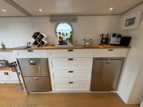 Thumbnail von Piper 60M MOTOR CLASS DUTCH BARGE Präsentiert sich wie neu