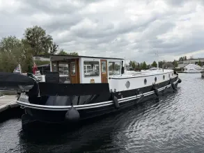Thumbnail von Piper 60M MOTOR CLASS DUTCH BARGE Präsentiert sich wie neu