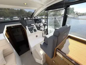Thumbnail von Sealine C330 Tam Bakımlı Nisan 2026