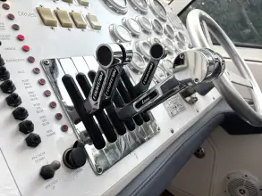 Thumbnail von Fountain 48 Express Cruiser Jeneratör & Klima