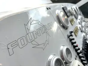 Thumbnail von Fountain 48 Express Cruiser Jeneratör & Klima