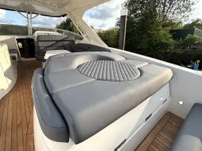 Thumbnail von Fountain 48 Express Cruiser Jeneratör & Klima