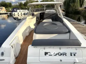 Thumbnail von Fountain 48 Express Cruiser Jeneratör & Klima
