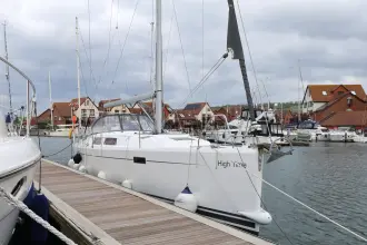 Thumbnail von Hanse 415 High Time