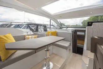 Thumbnail von Sealine C335 Jetzt verfügbar