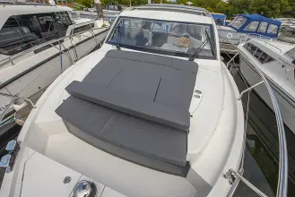 Thumbnail von Sealine C335 Jetzt verfügbar