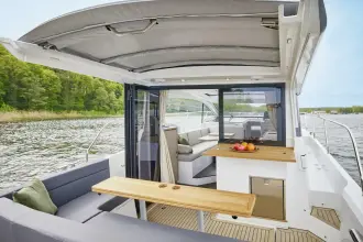Thumbnail von Sealine C335 Jetzt verfügbar