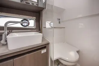 Thumbnail von Sealine C335 Jetzt verfügbar