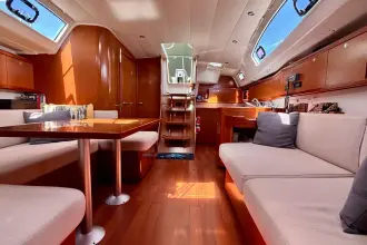 Thumbnail von Beneteau Oceanis 43