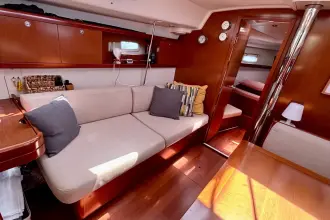 Thumbnail von Beneteau Oceanis 43