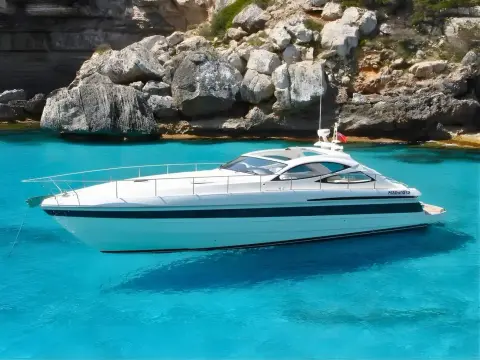 Pershing 52 M/Y Beş Dakikada Geri Döndü