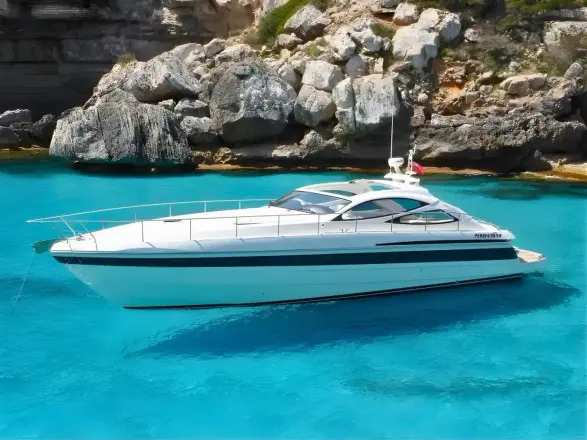 Pershing 52 M/Y Beş Dakikada Geri Döndü