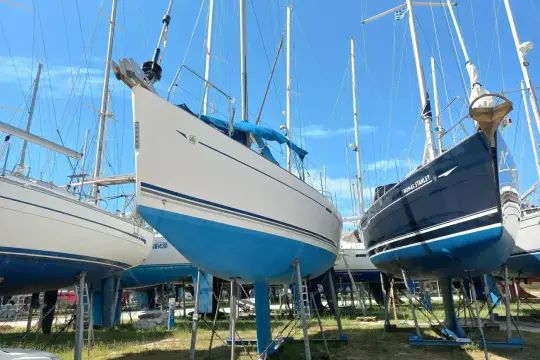 Dufour 40