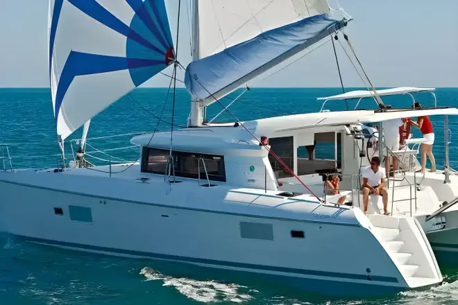Lagoon 421