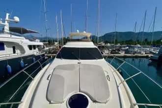 Thumbnail von Azimut 62 POLINA