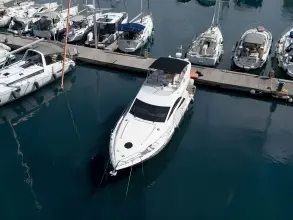 Thumbnail von Fairline Phantom 46 SCARLET