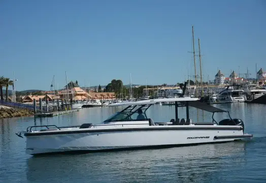 Axopar 37 Sun Top NAUTI BOUY