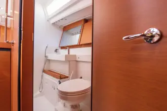 Thumbnail von Jeanneau Sun Odyssey 440 Trinity
