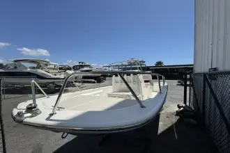 Thumbnail von Boston Whaler 150 Montauk