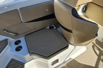 Thumbnail von Sea Ray SPX 210 Outboard