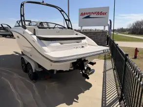 Thumbnail von Sea Ray SPX 210