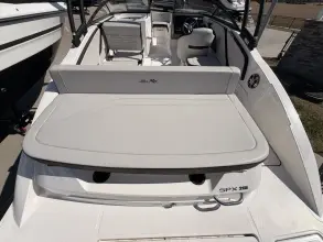 Thumbnail von Sea Ray SPX 210