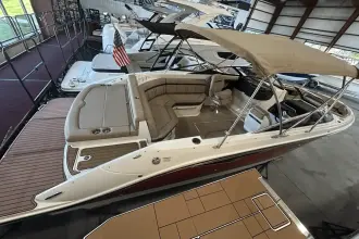 Thumbnail von Sea Ray SLX 250