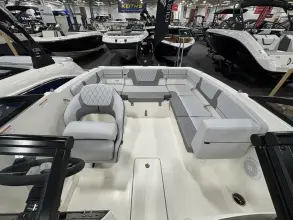 Thumbnail von Bayliner VR4