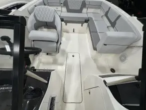 Thumbnail von Bayliner VR4