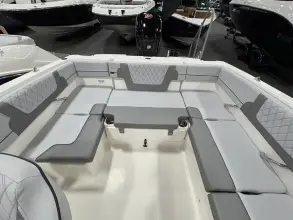 Thumbnail von Bayliner VR4
