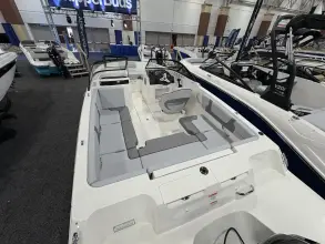 Thumbnail von Bayliner VR4