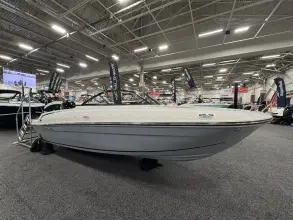 Thumbnail von Bayliner VR4