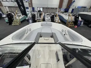 Thumbnail von Bayliner VR4