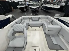 Thumbnail von Bayliner VR4