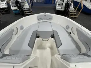 Thumbnail von Bayliner VR4