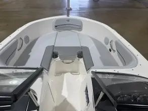 Thumbnail von Bayliner VR4