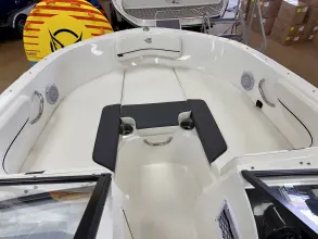 Thumbnail von Bayliner VR4