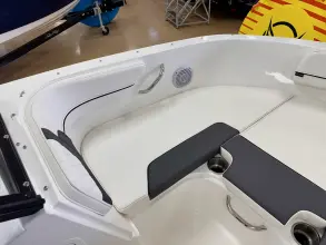 Thumbnail von Bayliner VR4