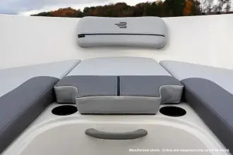 Thumbnail von Bayliner VR4